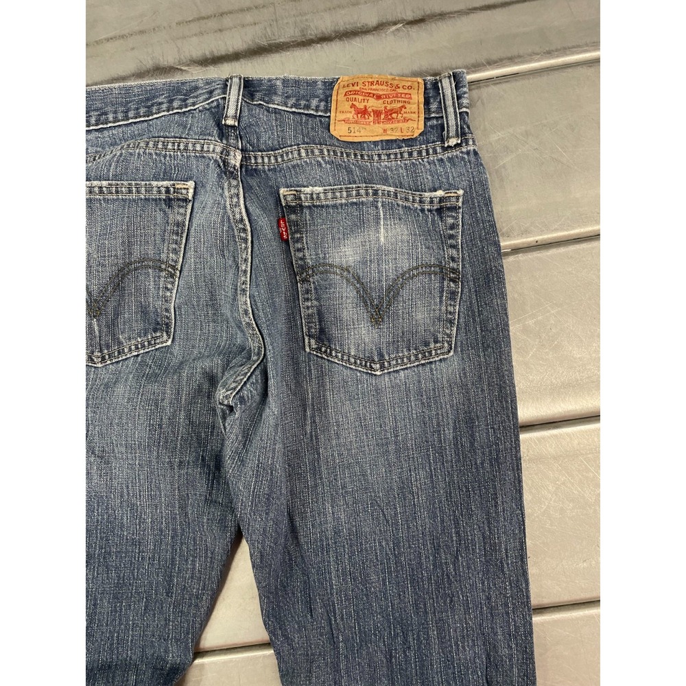 VTG Levis 514 Jeans Mens 31X32 Blue Medium Wash Denim Slim Straight 100% Cotton - Picture 14 of 16